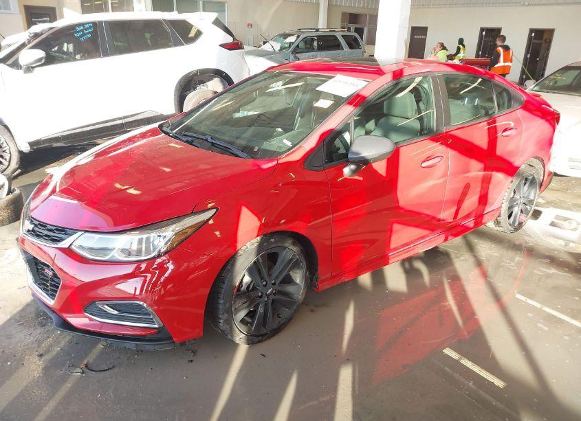 Photo 2 of 2018 Chevrolet Cruze LT AUTO (VIN 1G1BE5SMXJ7208654)