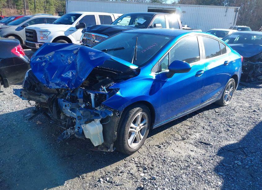 Photo 2 of 2018 Chevrolet Cruze LT AUTO (VIN 1G1BE5SMXJ7210663)