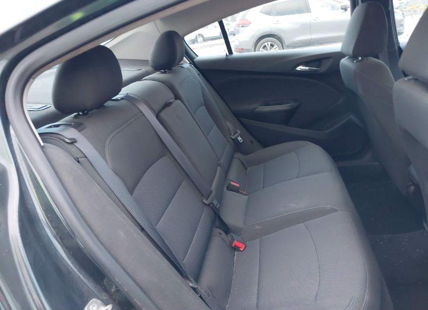 Photo 8 of 2018 Chevrolet Cruze LT AUTO (VIN 1G1BE5SMXJ7211165)