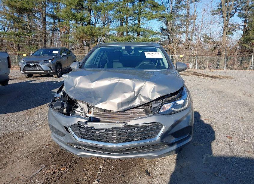 Photo 13 of 2018 Chevrolet Cruze LT AUTO (VIN 1G1BE5SMXJ7217998)