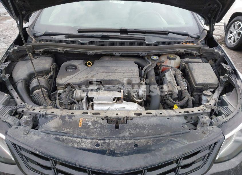 Photo 10 of 2018 Chevrolet Cruze LT AUTO (VIN 1G1BE5SMXJ7221694)