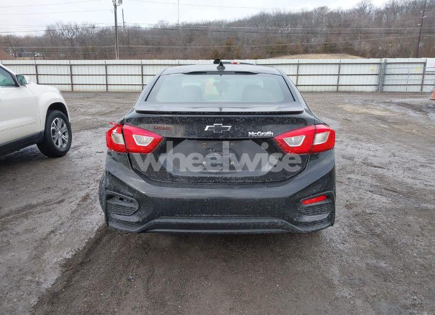 Photo 17 of 2018 Chevrolet Cruze LT AUTO (VIN 1G1BE5SMXJ7221694)