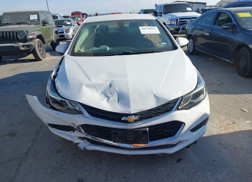 Photo 12 of 2018 Chevrolet Cruze LT AUTO (VIN 1G1BE5SMXJ7223574)