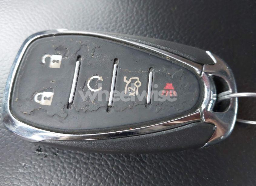 Photo 11 of 2019 Chevrolet Cruze LT (VIN 1G1BE5SMXK7100519)