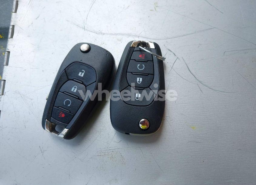 Photo 11 of 2019 Chevrolet Cruze LT (VIN 1G1BE5SMXK7107406)