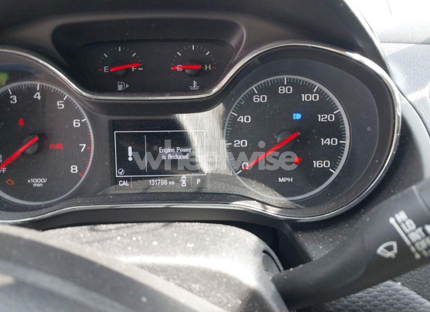 Photo 7 of 2019 Chevrolet Cruze LT (VIN 1G1BE5SMXK7107406)