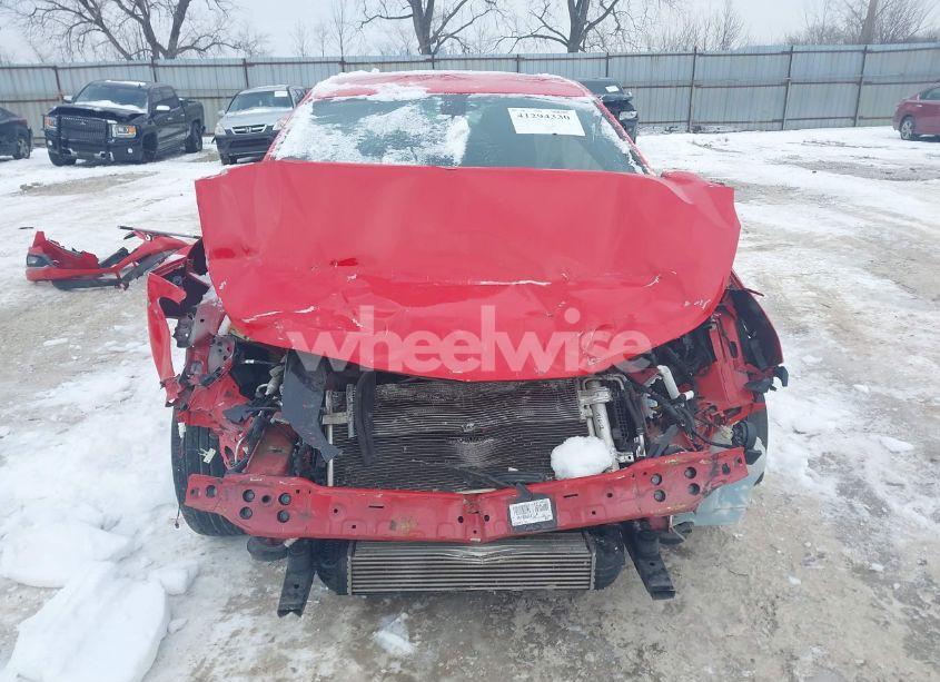 Photo 12 of 2019 Chevrolet Cruze LT (VIN 1G1BE5SMXK7108278)