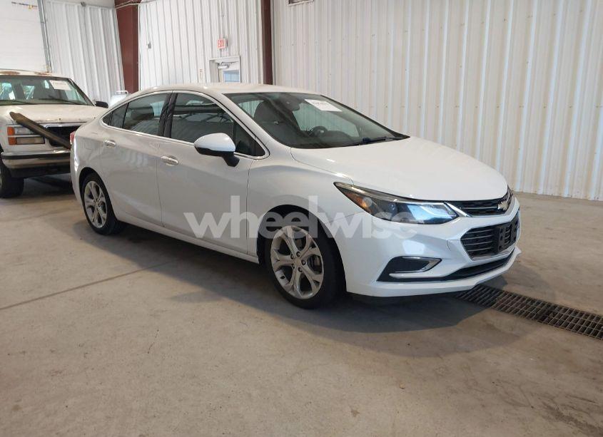 2017 Chevrolet Cruze PREMIER AUTO (VIN 1G1BF5SM0H7183268) main photo