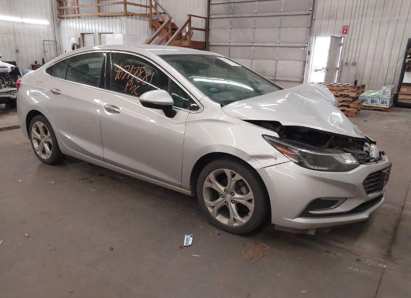 2017 Chevrolet Cruze PREMIER AUTO (VIN 1G1BF5SM1H7128425) main photo