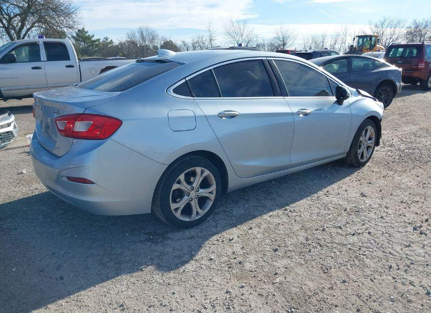 Photo 4 of 2017 Chevrolet Cruze PREMIER AUTO (VIN 1G1BF5SM1H7231067)