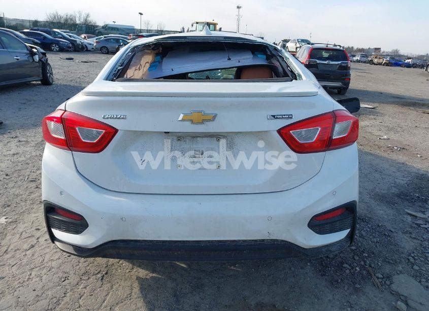 Photo 15 of 2018 Chevrolet Cruze PREMIER AUTO (VIN 1G1BF5SM1J7129273)