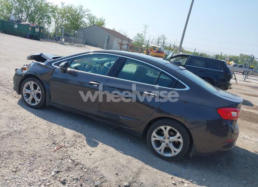 Photo 3 of 2017 Chevrolet Cruze PREMIER AUTO (VIN 1G1BF5SM2H7101069)