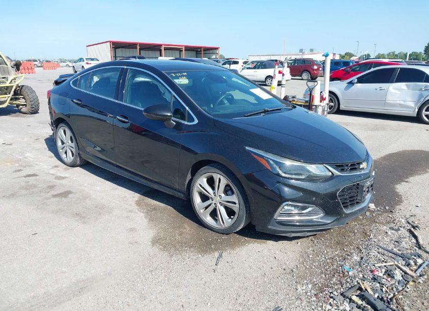 2017 Chevrolet Cruze PREMIER AUTO (VIN 1G1BF5SM3H7124523) main photo