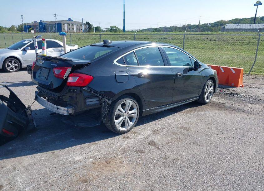 Photo 4 of 2017 Chevrolet Cruze PREMIER AUTO (VIN 1G1BF5SM3H7124523)
