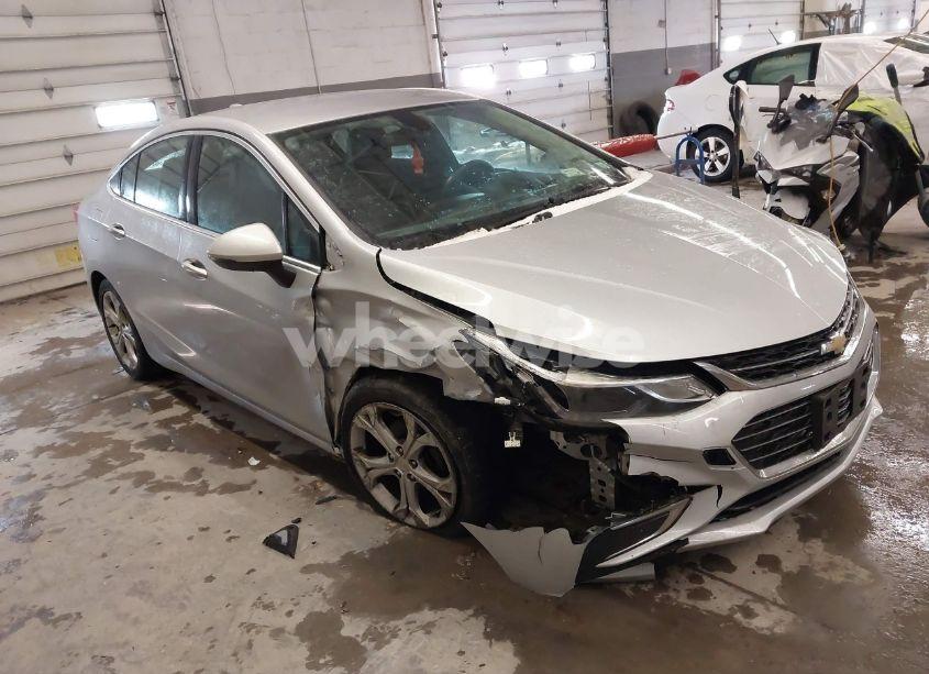 2017 Chevrolet Cruze PREMIER AUTO (VIN 1G1BF5SM3H7167131) main photo