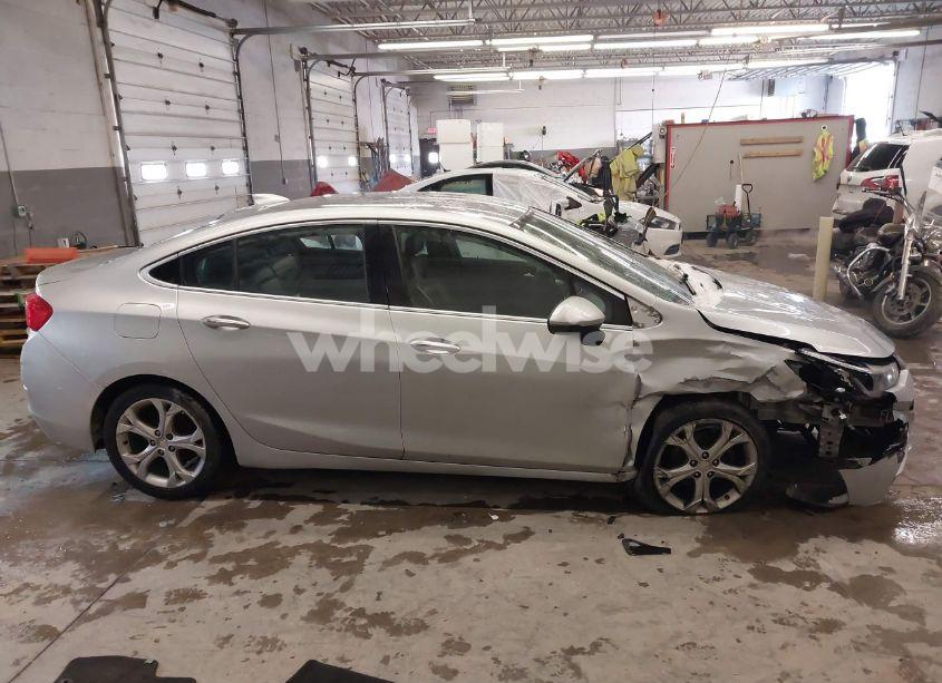 Photo 14 of 2017 Chevrolet Cruze PREMIER AUTO (VIN 1G1BF5SM3H7167131)