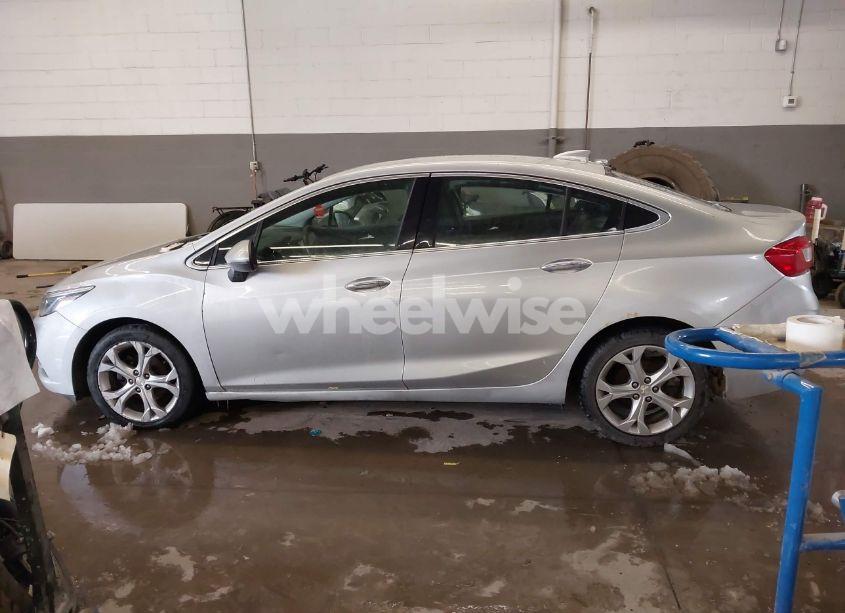 Photo 15 of 2017 Chevrolet Cruze PREMIER AUTO (VIN 1G1BF5SM3H7167131)