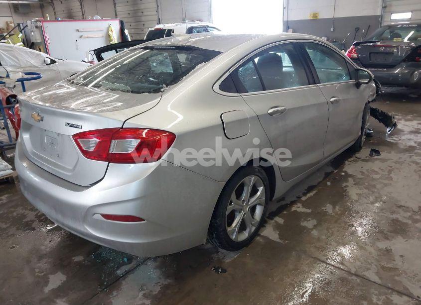 Photo 4 of 2017 Chevrolet Cruze PREMIER AUTO (VIN 1G1BF5SM3H7167131)