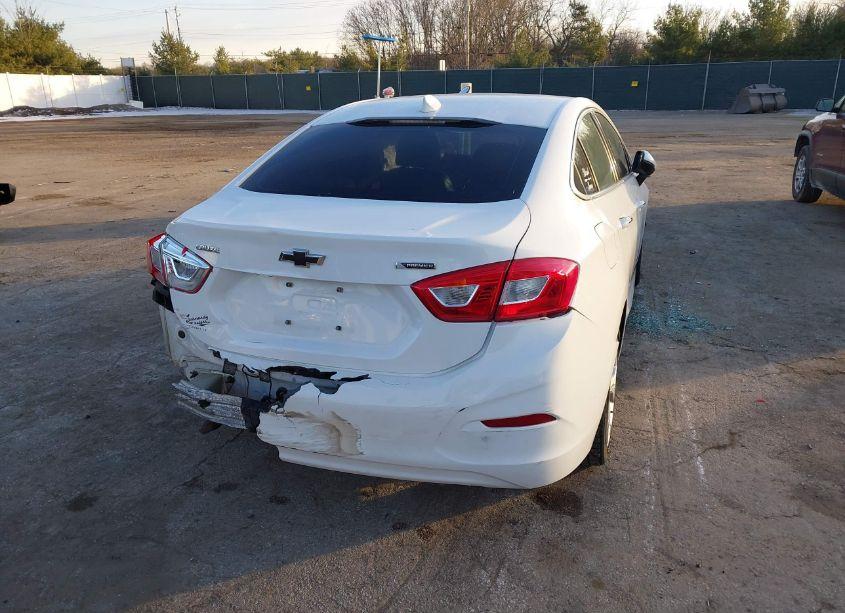 Photo 4 of 2017 Chevrolet Cruze PREMIER AUTO (VIN 1G1BF5SM3H7177058)