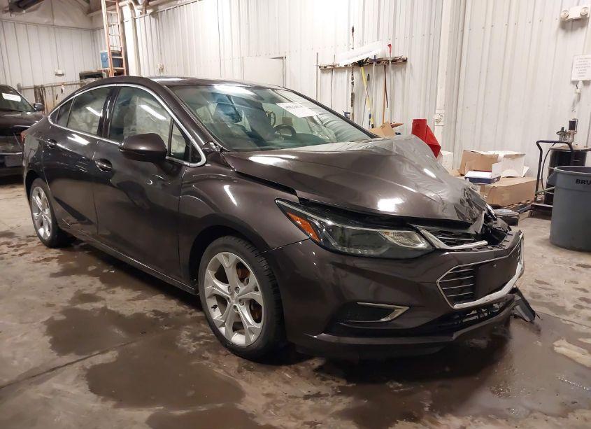 2017 Chevrolet Cruze PREMIER AUTO (VIN 1G1BF5SM3H7188979) main photo