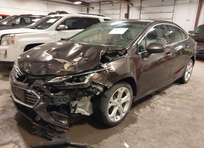 Photo 2 of 2017 Chevrolet Cruze PREMIER AUTO (VIN 1G1BF5SM3H7188979)