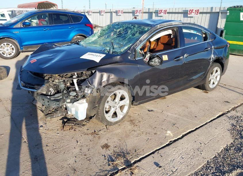 Photo 2 of 2017 Chevrolet Cruze PREMIER AUTO (VIN 1G1BF5SM3H7196452)