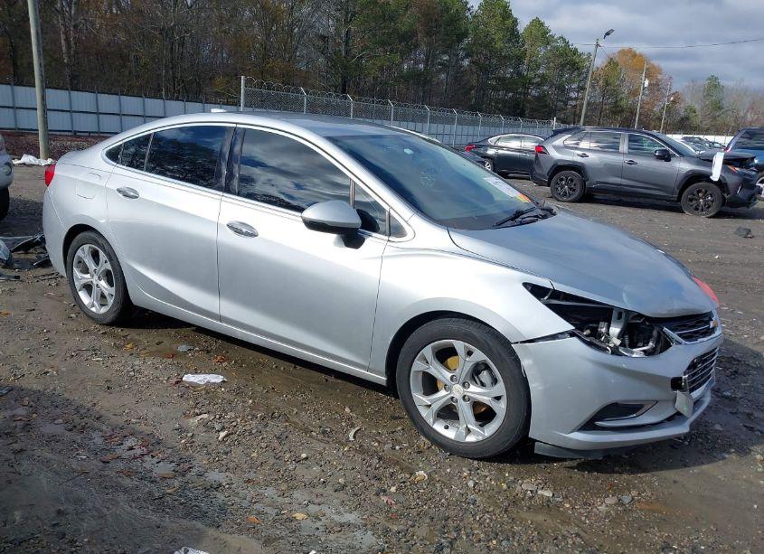 2017 Chevrolet Cruze PREMIER AUTO (VIN 1G1BF5SM3H7254656) main photo