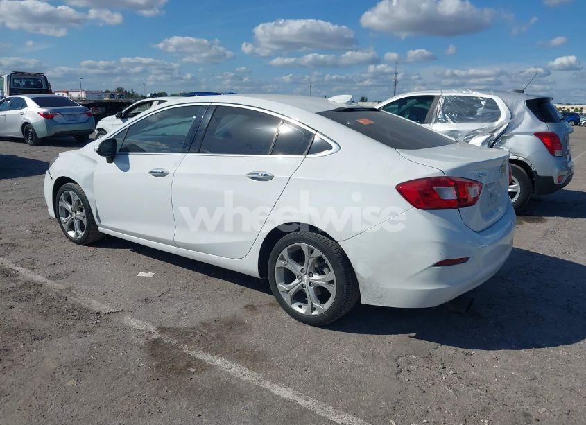 Photo 3 of 2018 Chevrolet Cruze PREMIER AUTO (VIN 1G1BF5SM3J7139027)