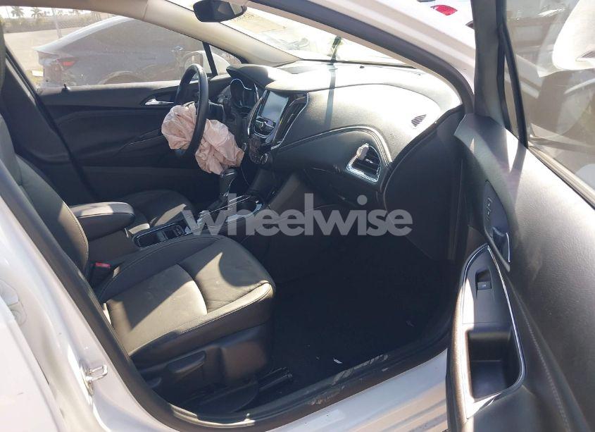 Photo 5 of 2018 Chevrolet Cruze PREMIER AUTO (VIN 1G1BF5SM3J7139027)