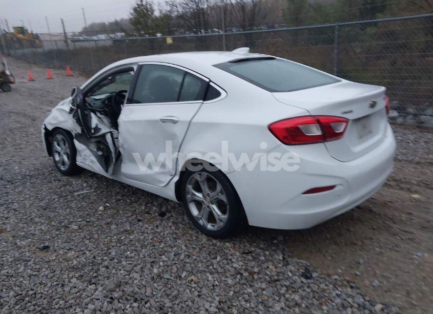 Photo 3 of 2018 Chevrolet Cruze PREMIER AUTO (VIN 1G1BF5SM4J7205245)