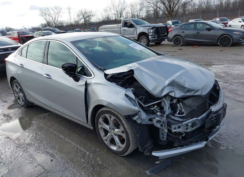 2017 Chevrolet Cruze PREMIER AUTO (VIN 1G1BF5SM5H7250236) main photo