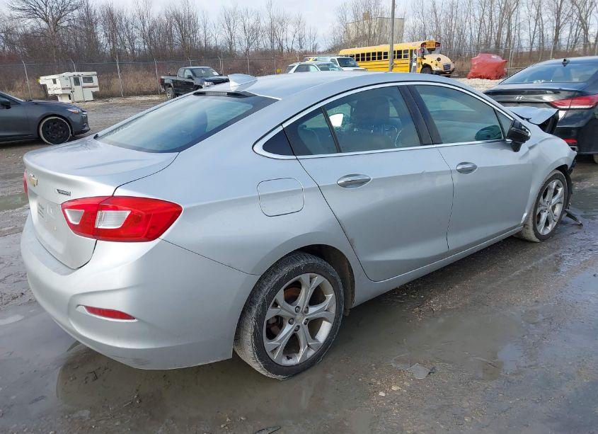 Photo 4 of 2017 Chevrolet Cruze PREMIER AUTO (VIN 1G1BF5SM5H7250236)