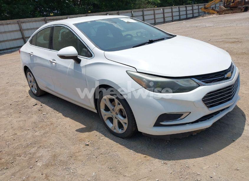 2017 Chevrolet Cruze PREMIER AUTO (VIN 1G1BF5SM6H7107375) main photo