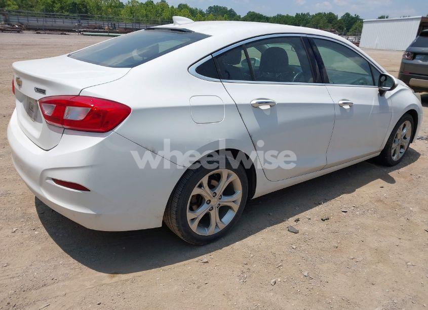 Photo 4 of 2017 Chevrolet Cruze PREMIER AUTO (VIN 1G1BF5SM6H7107375)