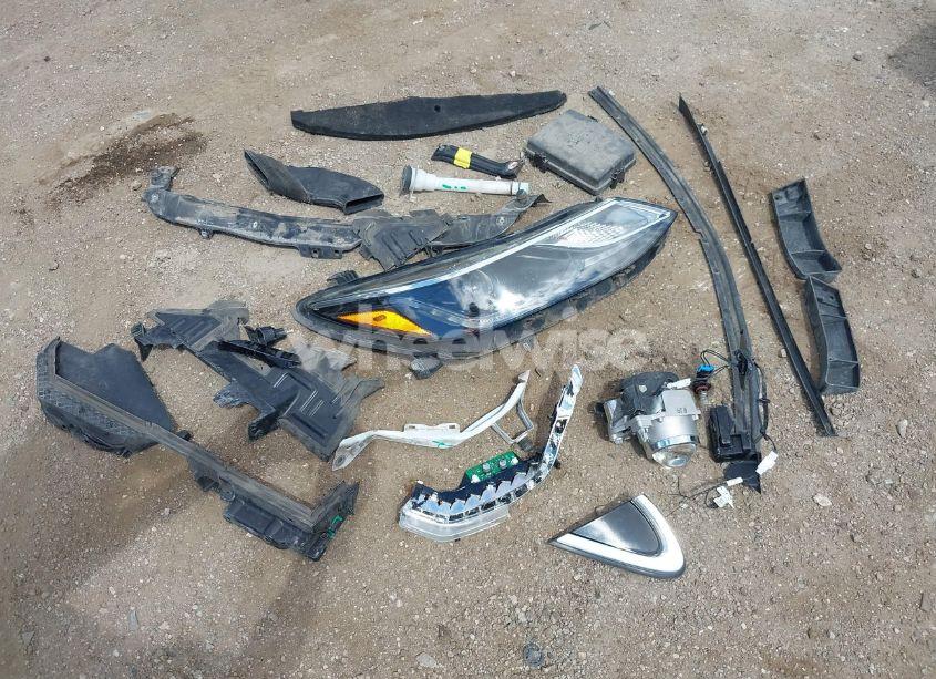 Photo 12 of 2017 Chevrolet Cruze PREMIER AUTO (VIN 1G1BF5SM6H7116755)