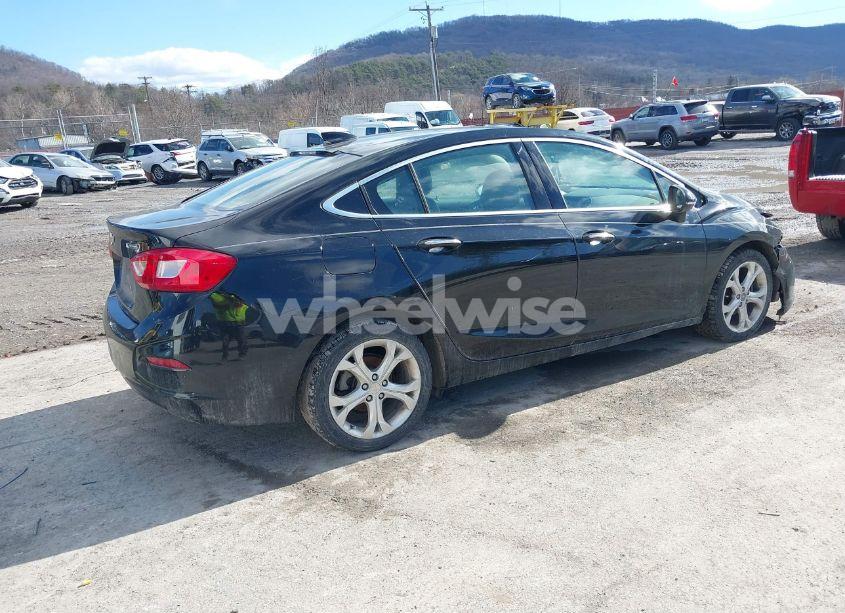 Photo 4 of 2017 Chevrolet Cruze PREMIER AUTO (VIN 1G1BF5SM6H7225331)