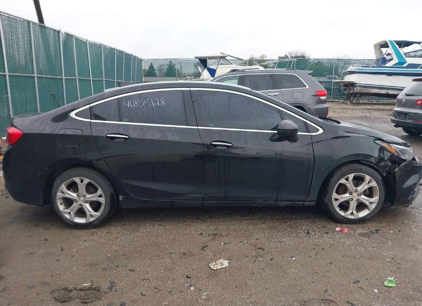 Photo 13 of 2018 Chevrolet Cruze PREMIER AUTO (VIN 1G1BF5SM6J7114736)