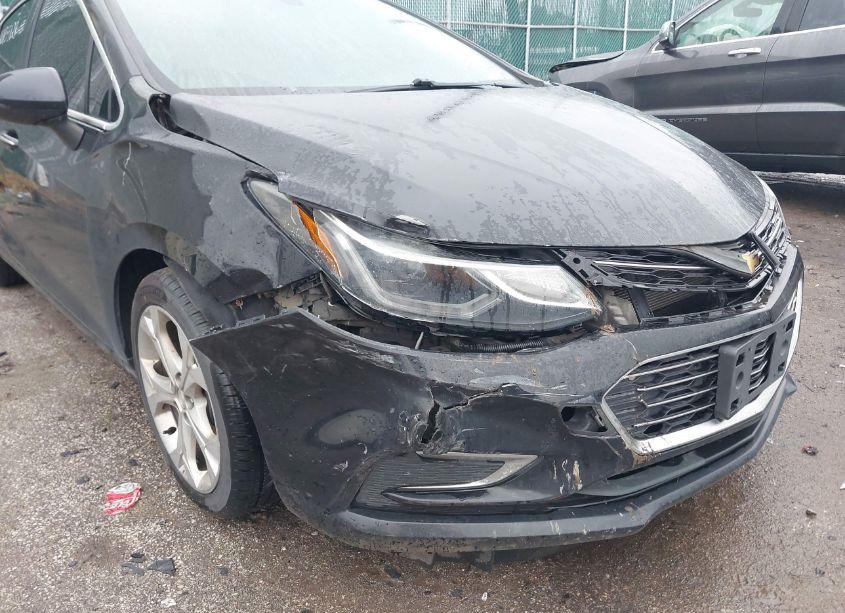 Photo 6 of 2018 Chevrolet Cruze PREMIER AUTO (VIN 1G1BF5SM6J7114736)