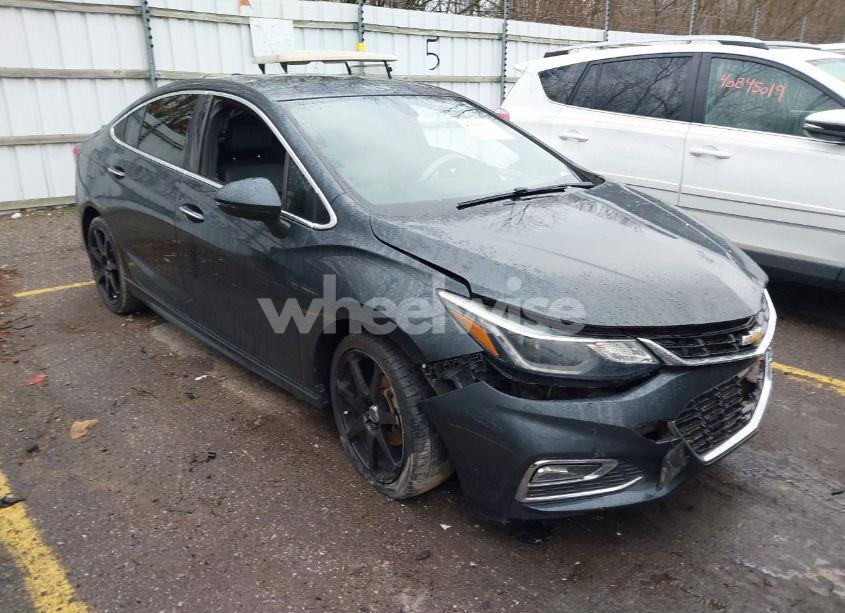 2018 Chevrolet Cruze PREMIER AUTO (VIN 1G1BF5SM6J7148059) main photo