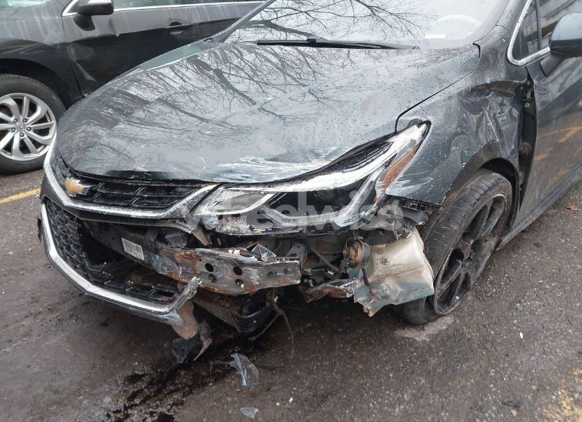 Photo 6 of 2018 Chevrolet Cruze PREMIER AUTO (VIN 1G1BF5SM6J7148059)