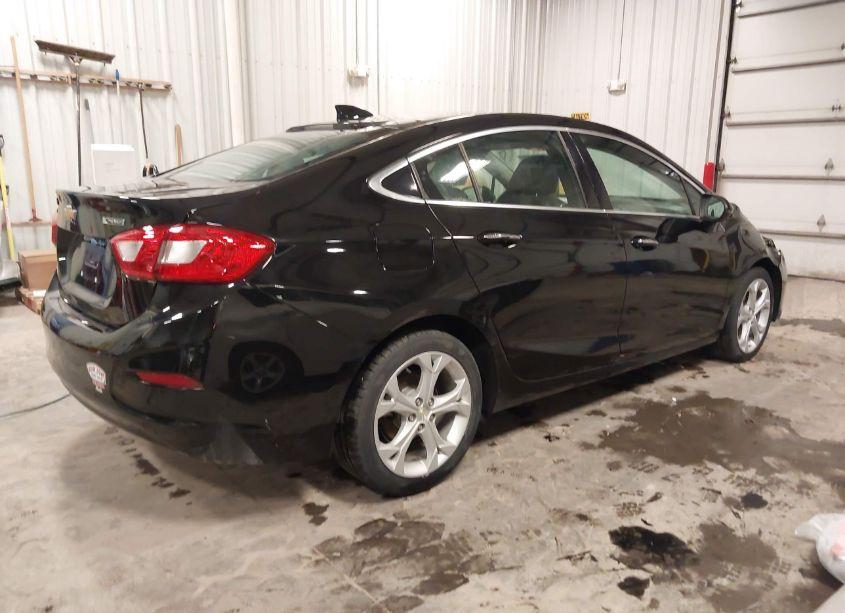 Photo 4 of 2018 Chevrolet Cruze PREMIER AUTO (VIN 1G1BF5SM6J7151334)
