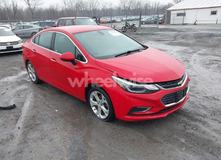 2018 Chevrolet Cruze PREMIER AUTO (VIN 1G1BF5SM6J7197388) main photo