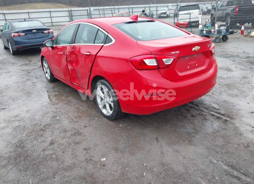 Photo 3 of 2018 Chevrolet Cruze PREMIER AUTO (VIN 1G1BF5SM6J7197388)
