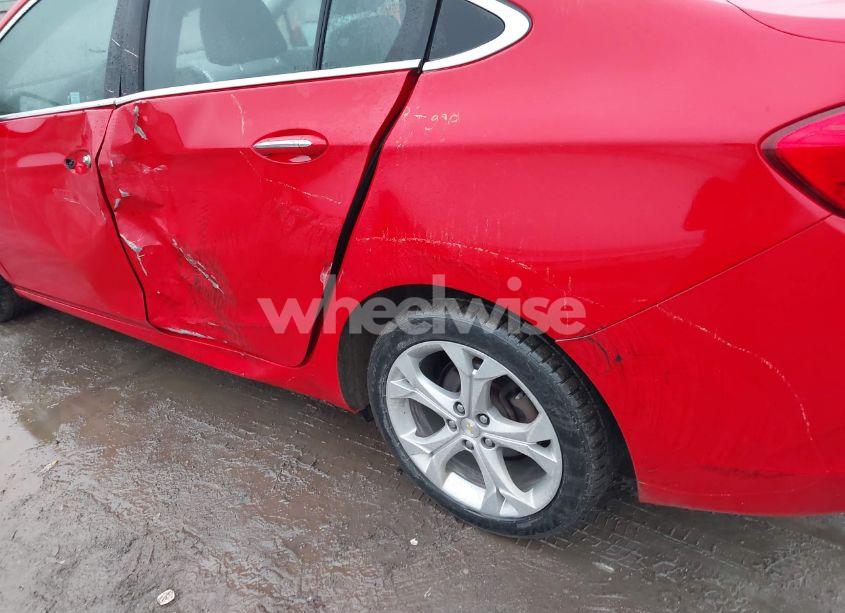 Photo 6 of 2018 Chevrolet Cruze PREMIER AUTO (VIN 1G1BF5SM6J7197388)