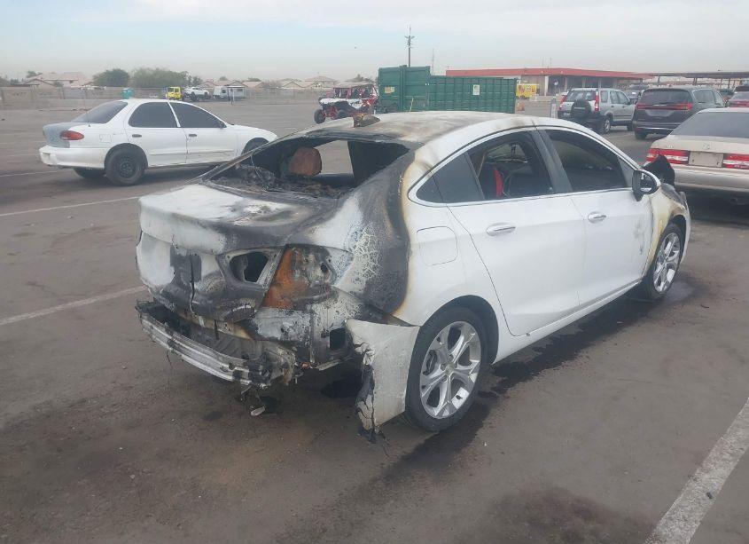 Photo 4 of 2018 Chevrolet Cruze PREMIER AUTO (VIN 1G1BF5SM6J7233323)