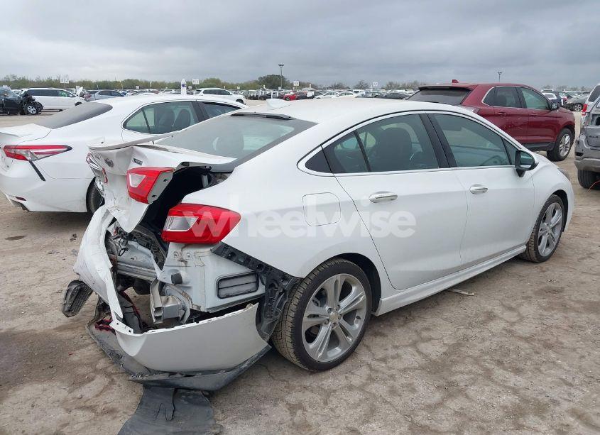 Photo 4 of 2017 Chevrolet Cruze PREMIER AUTO (VIN 1G1BF5SM7H7147402)