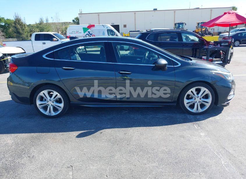 Photo 13 of 2018 Chevrolet Cruze PREMIER AUTO (VIN 1G1BF5SM8J7148841)