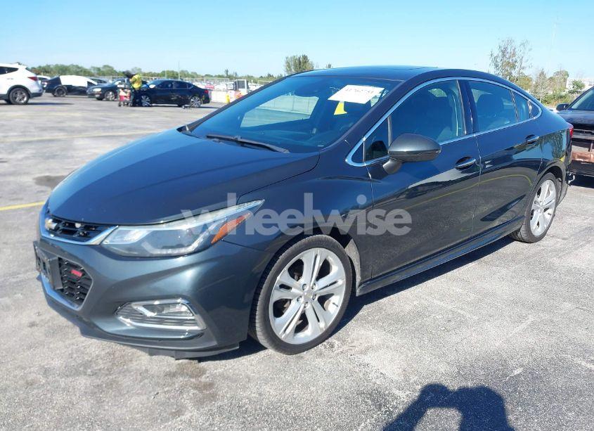 Photo 2 of 2018 Chevrolet Cruze PREMIER AUTO (VIN 1G1BF5SM8J7148841)