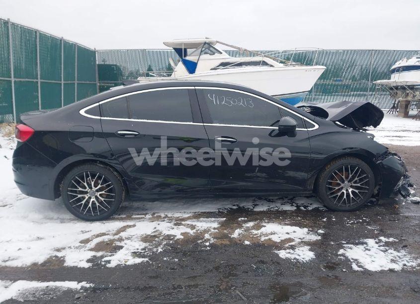 Photo 13 of 2018 Chevrolet Cruze PREMIER AUTO (VIN 1G1BF5SM8J7152002)