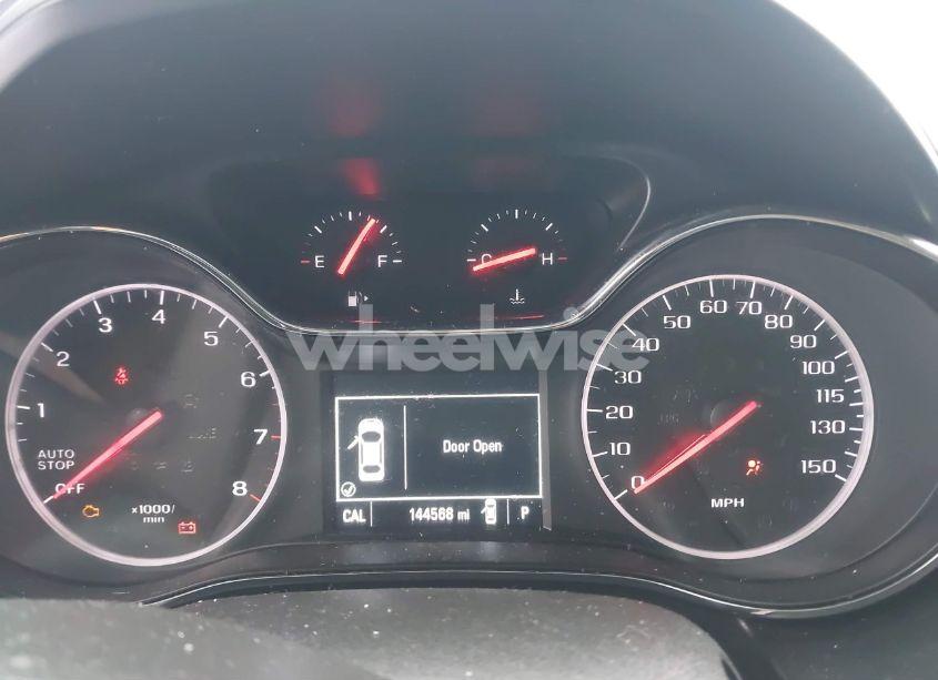 Photo 7 of 2018 Chevrolet Cruze PREMIER AUTO (VIN 1G1BF5SM8J7152002)